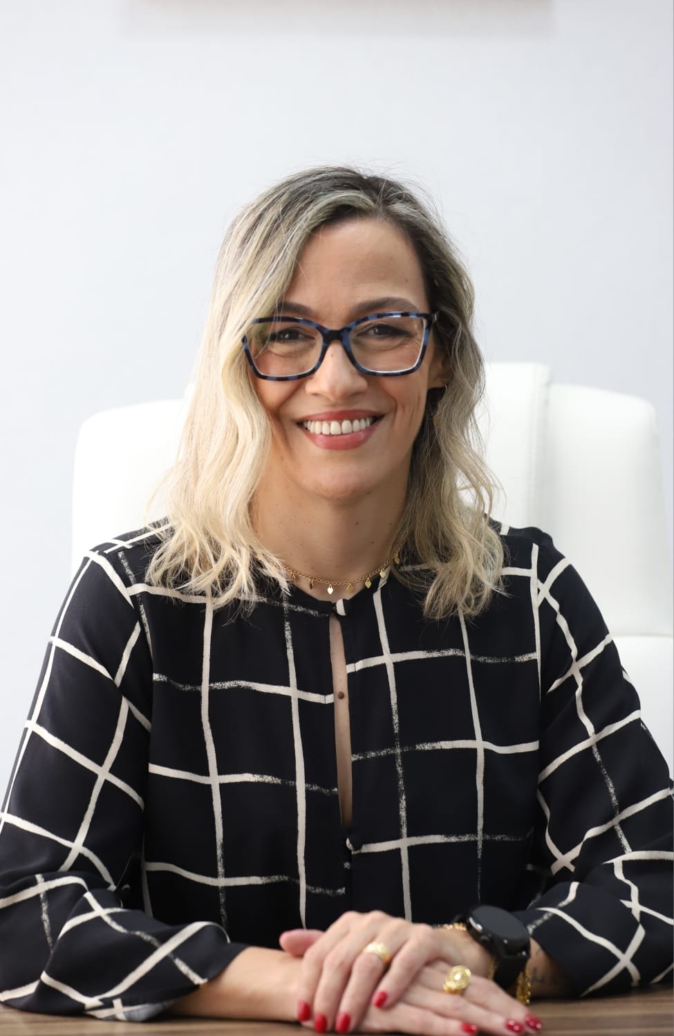 Ana Cecília de Mello sorrindo